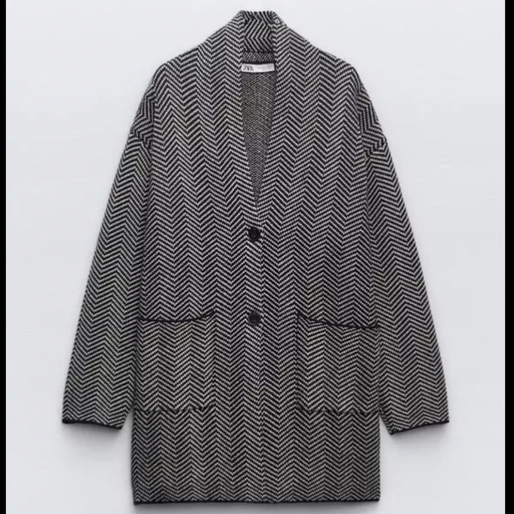 ZARA HERRINGBONE KNIT CROPPED COAT